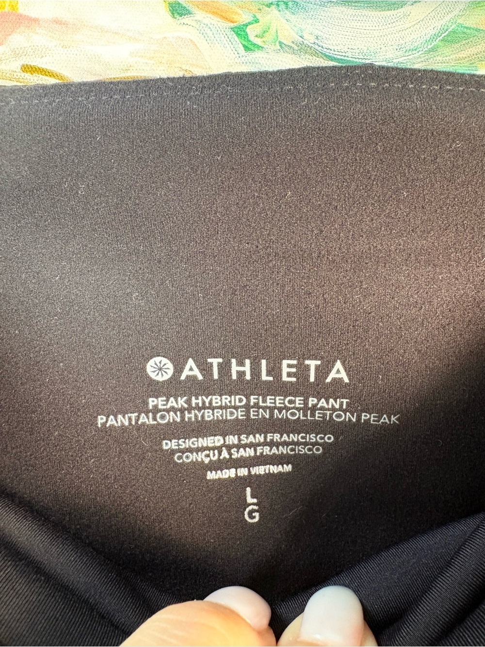 Athleta Peak Hybrid Fleece Pant Black Flare Leg Zip Pocket Size Large - Picture 3 of 10